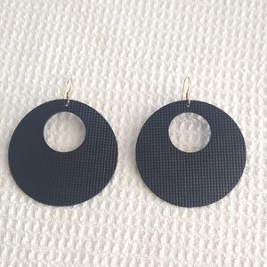 Nickel & Suede Black Nova Black Leather Earrings